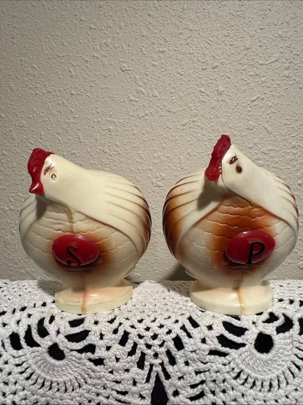 Vintage Plastic Rooster Salt & Pepper Shakers - Cream with brown and red accents
